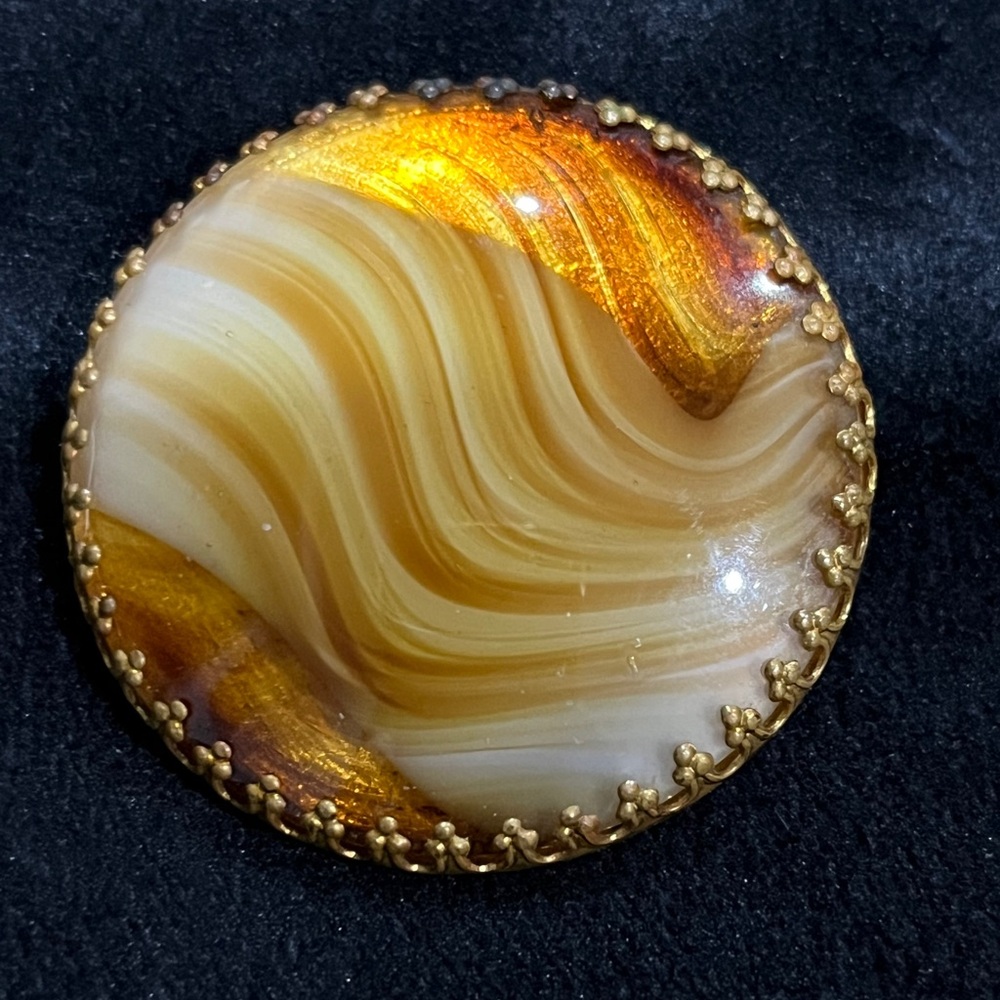 Vintage Broach Agate Natural Camellia brown orange stone Victorian Era Y2K